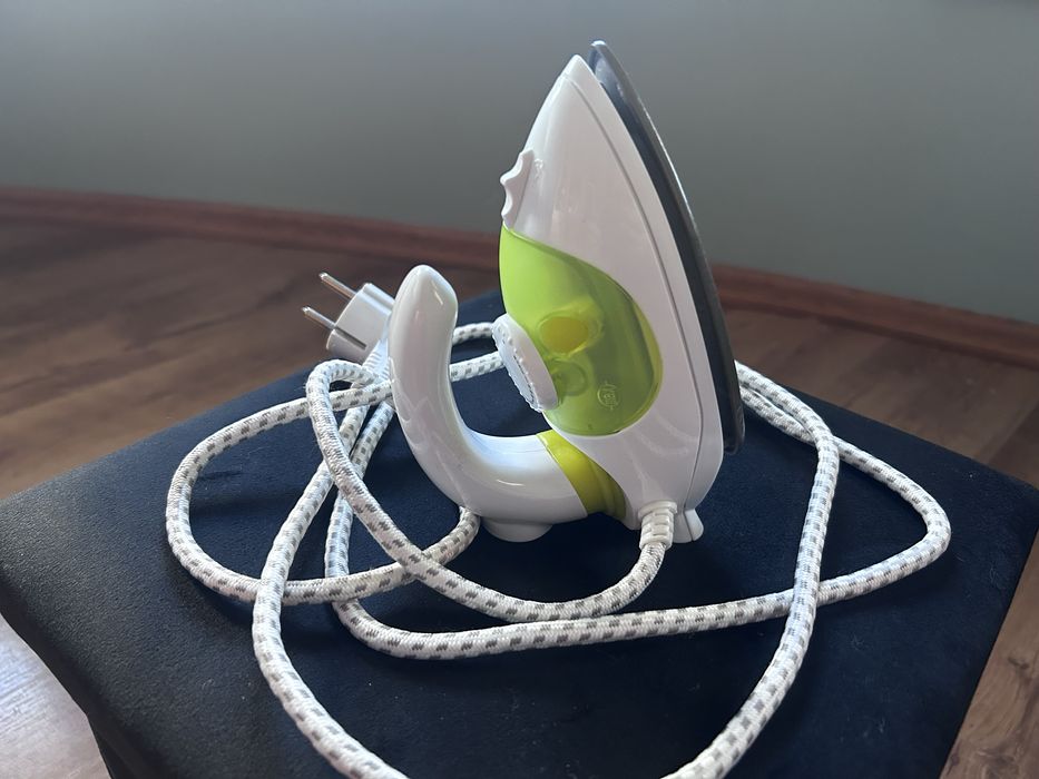 Zelazko male podrózne