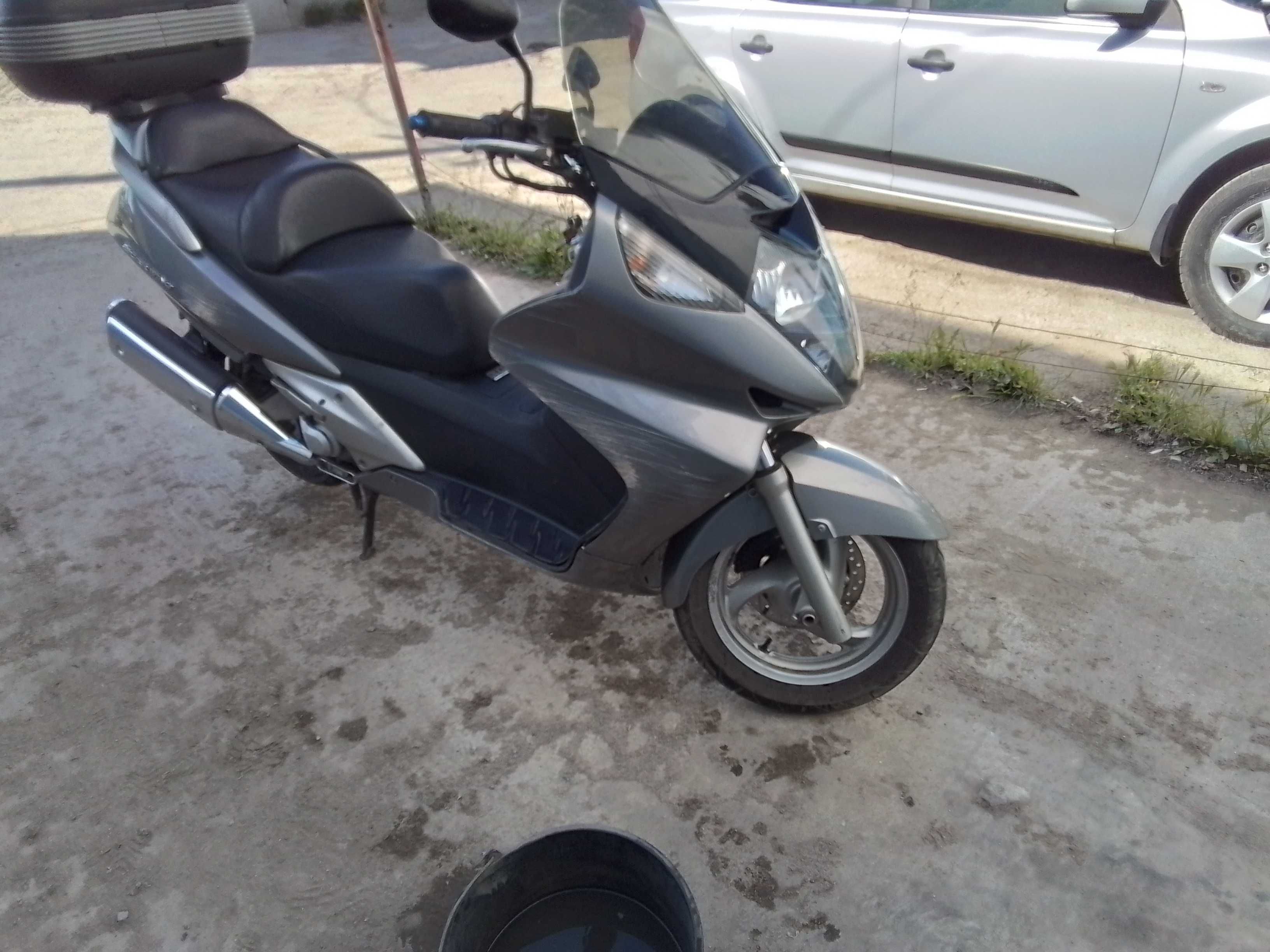 Продам максіскутер Honda Silver Vlng 600