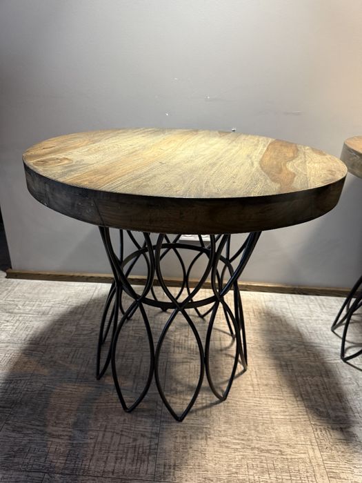 Продам стіл круглий з столешницу горіх