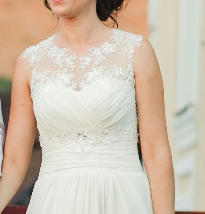 продам сукню/весілля//випуск/