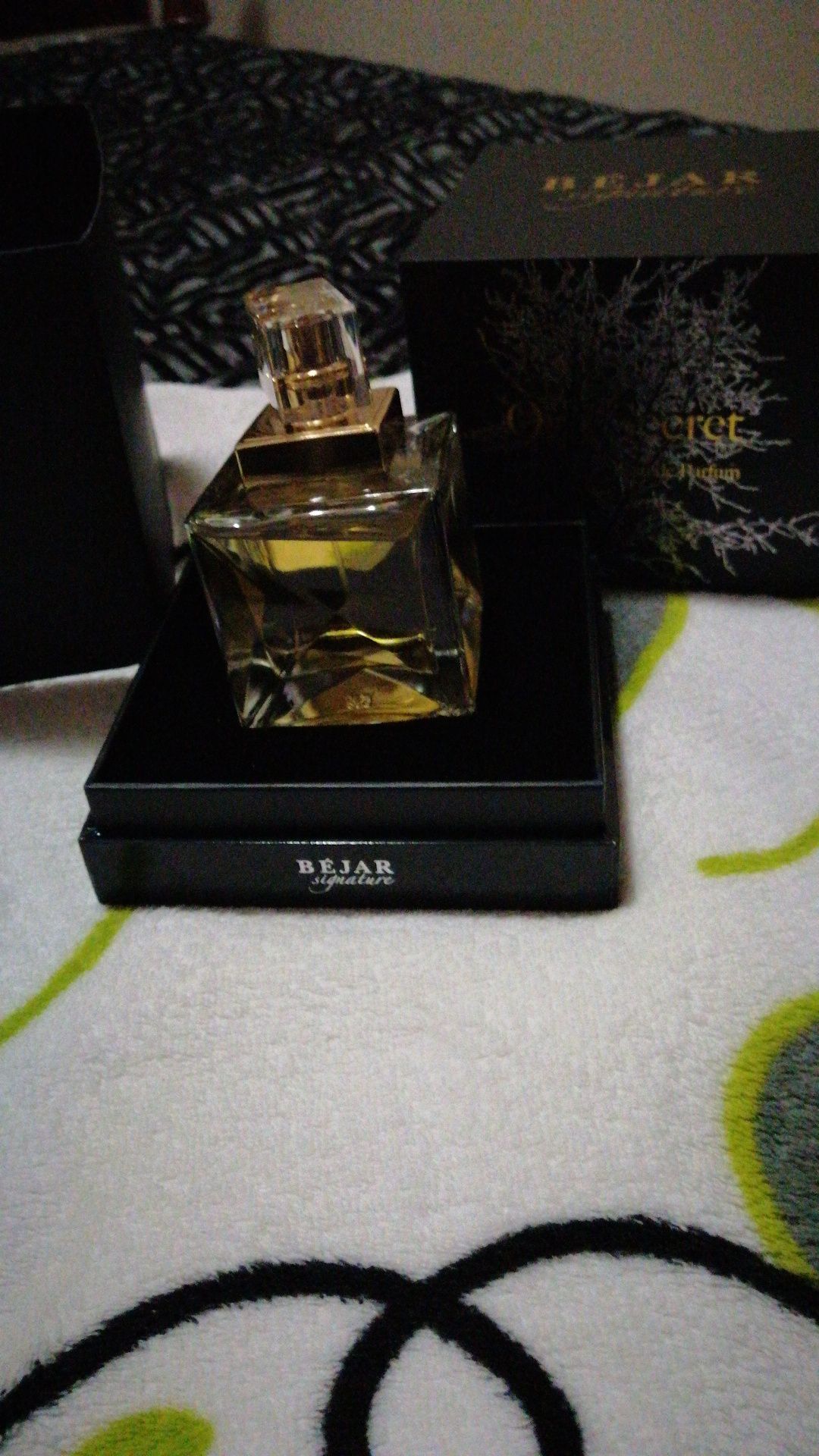 Perfumes novo por extriar