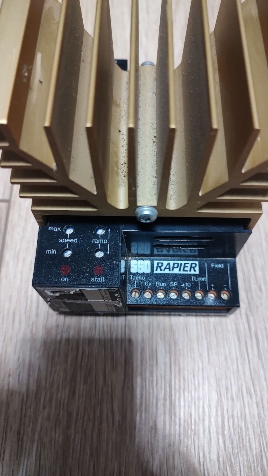 Контроллер двигуна постійного струму Speed DC Drives 1.8 KW  SSD RAPIE