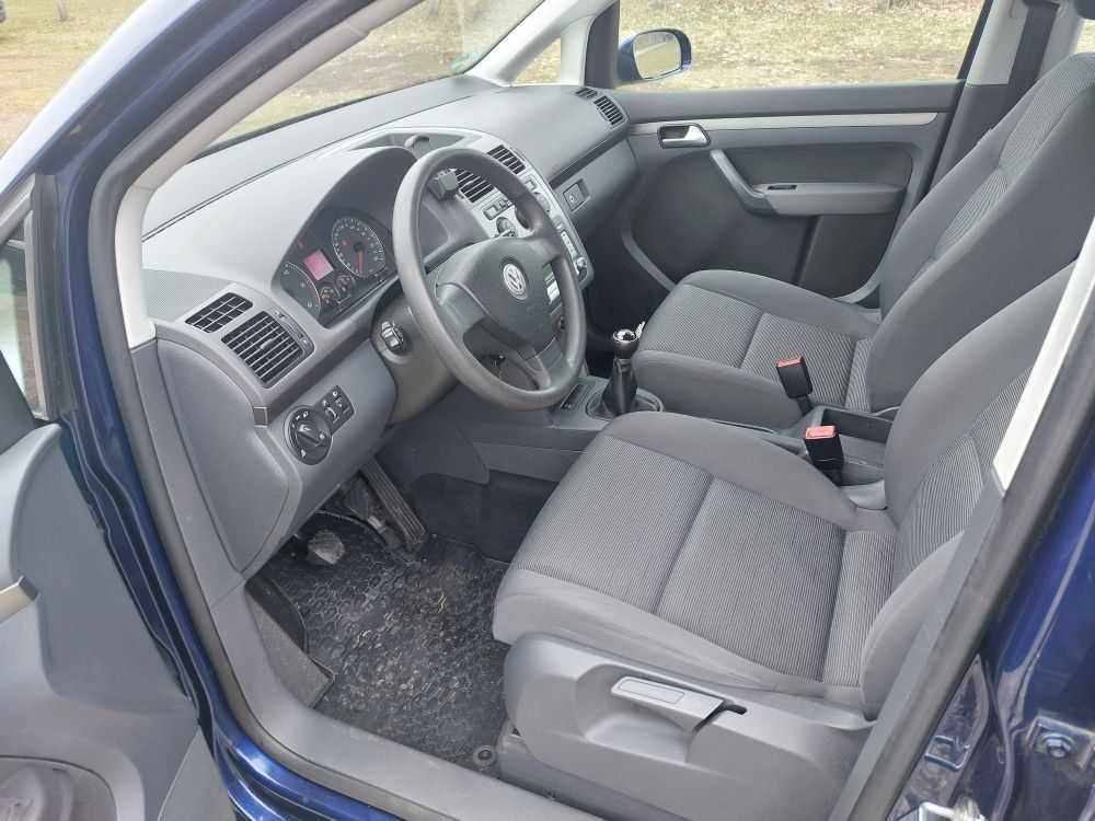 VW Touran 1.9TDI 7-osób