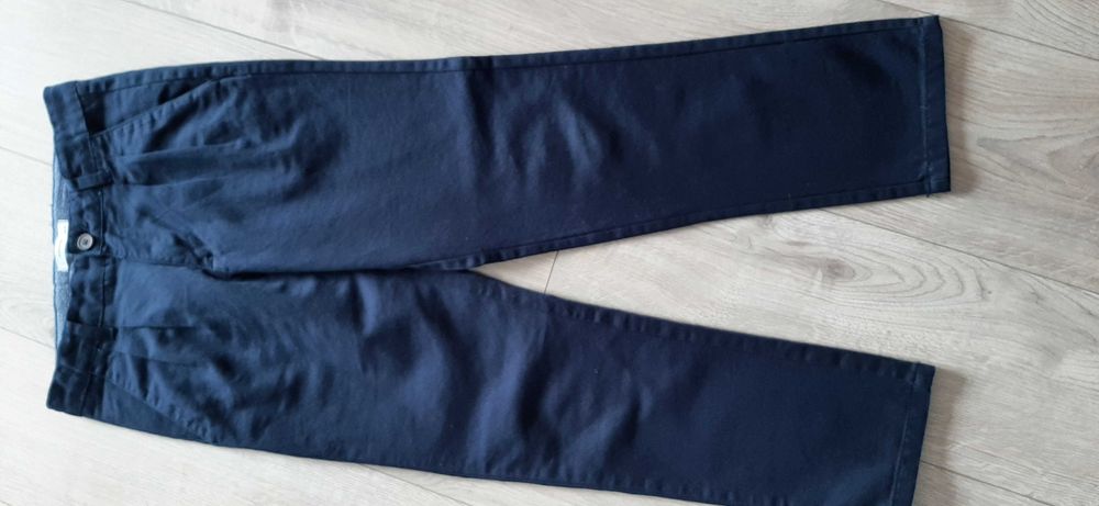 Spodnie chłopięce reserved 152 jak nowe