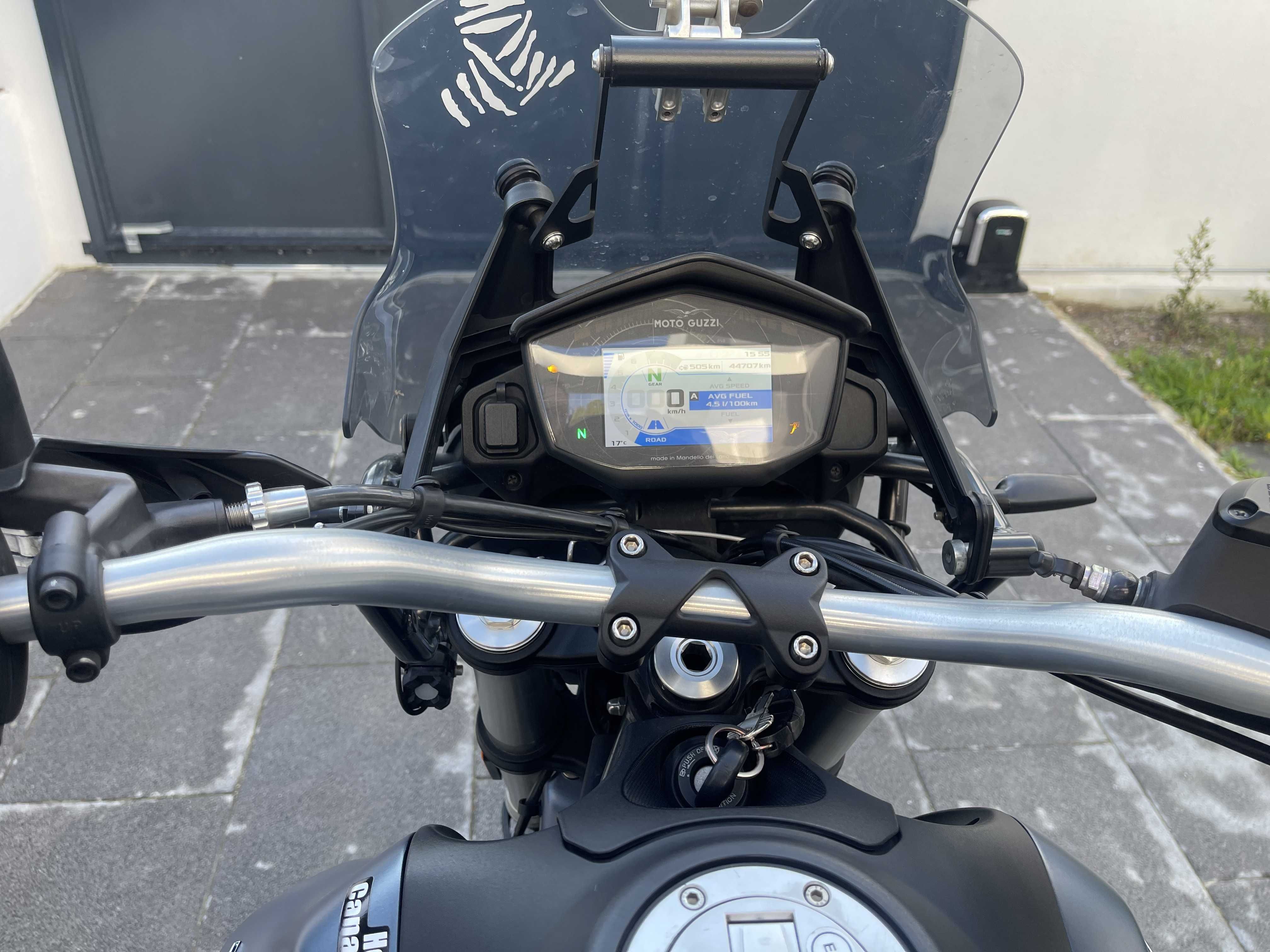 Moto Guzzi V85 TT