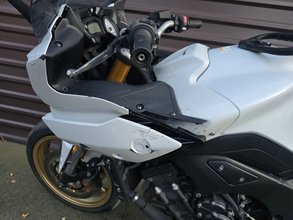 Yamaha FZ8 S Fazer .2011r. Kufer // lekko uszkodzona