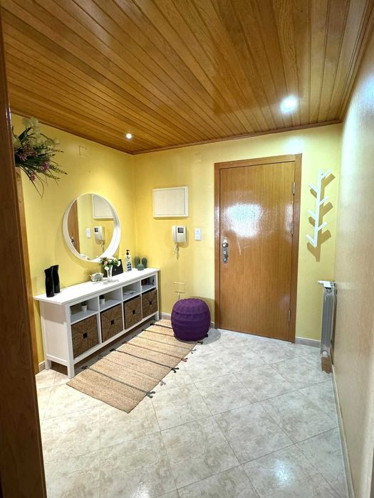 Apartamento T3 para Arrendar, excelente localização, 10 minutos Lisboa