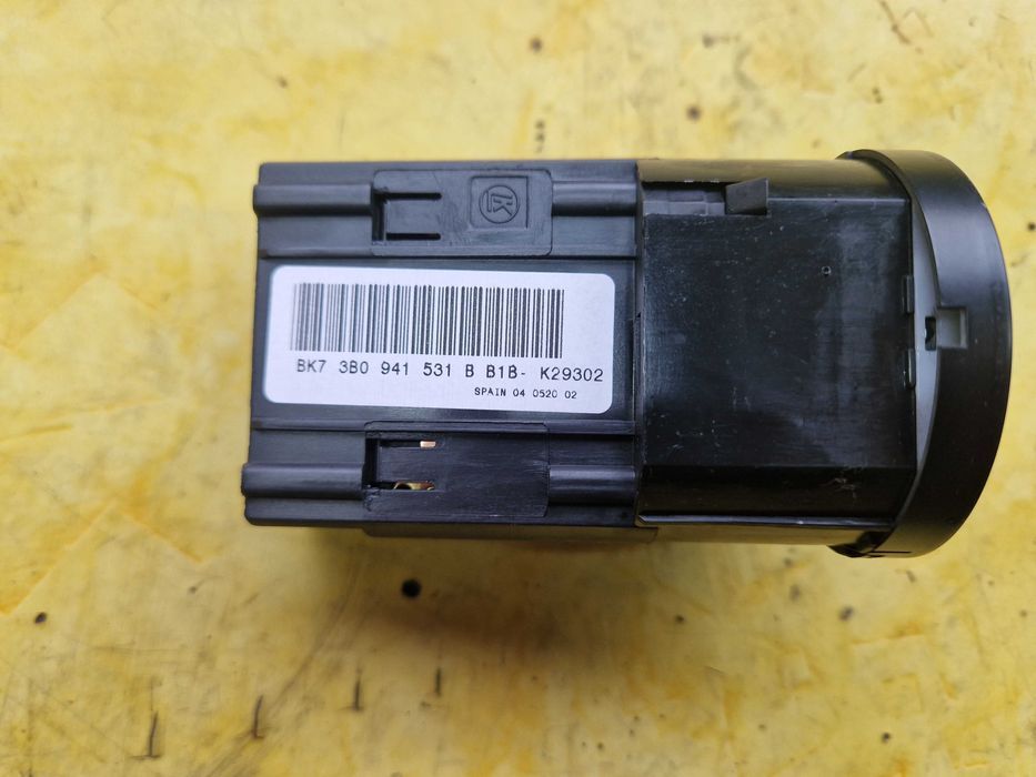 Włącznik Świateł Vw Audi Seat Skoda 3B0.941.531.B
