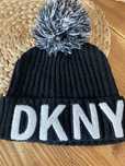 Czapka DKNY czarna