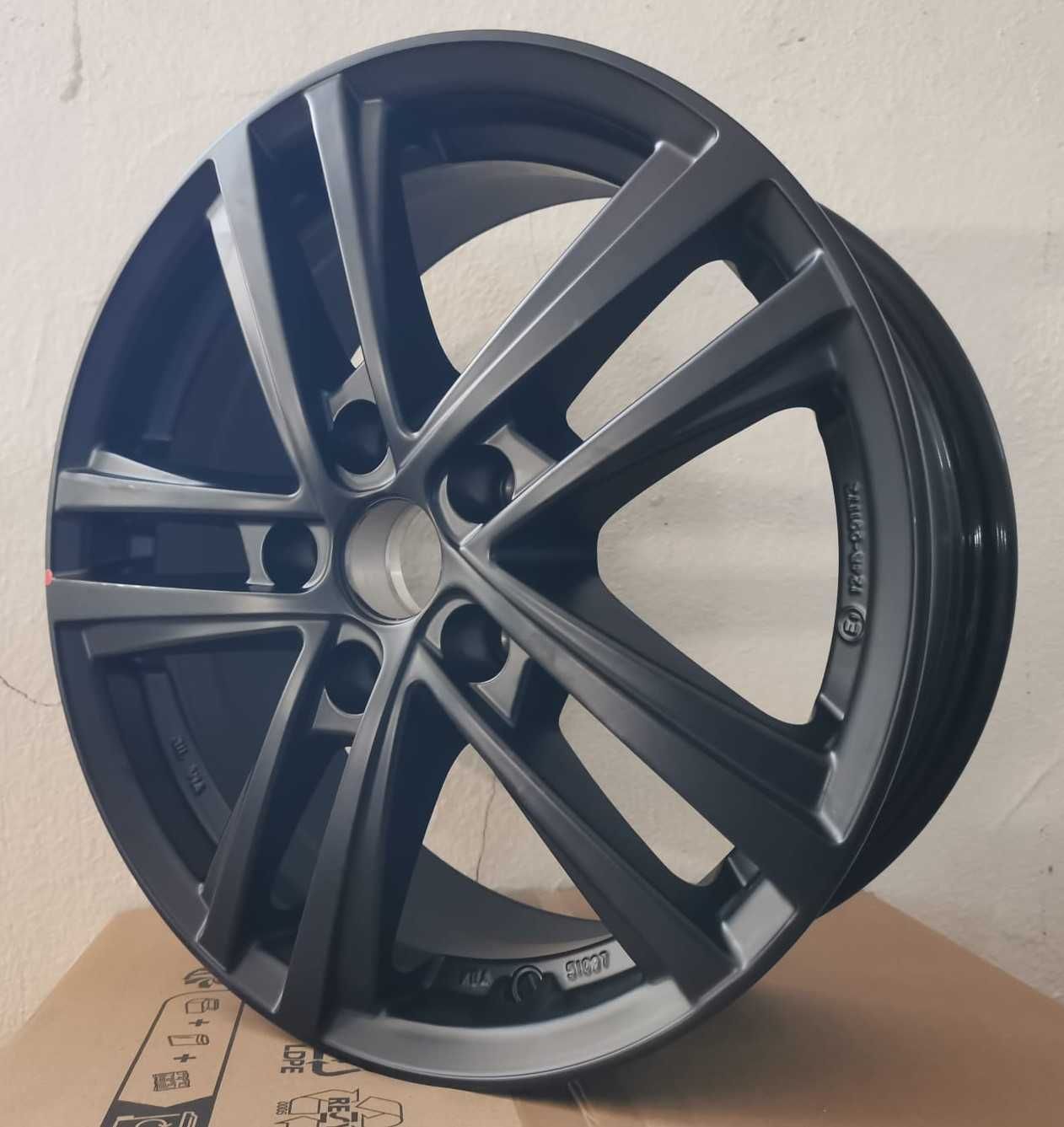 Alufelgi 6,5Jx16 VW Sharan Tiguan Seat Alhambra 5x112 ET33