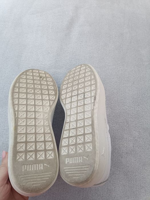Женские кроссовки кожа Puma  р39-39.5