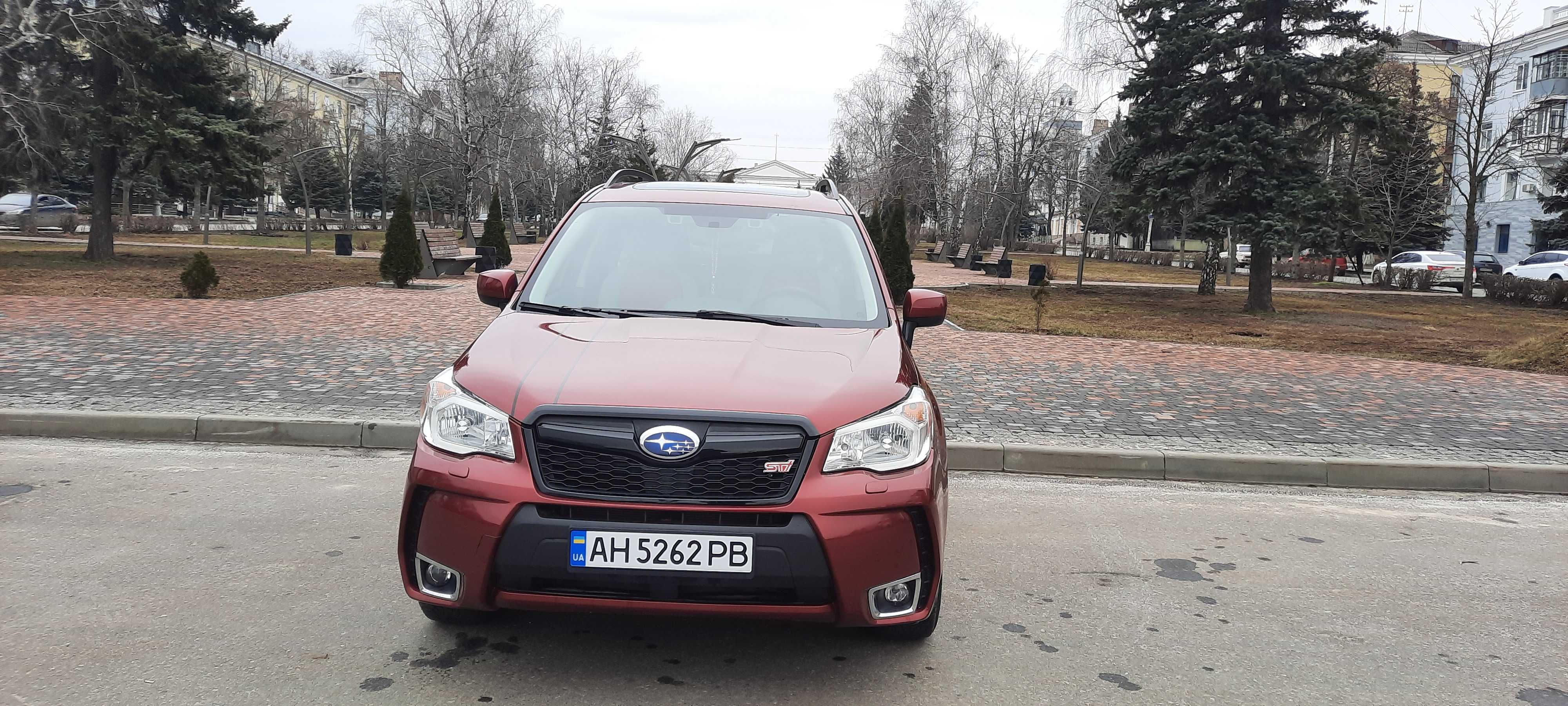 Продам SUBARU Forester 2018 год