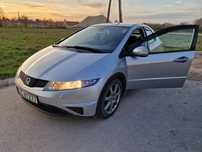 Honda Civic 2006 1.8 140km