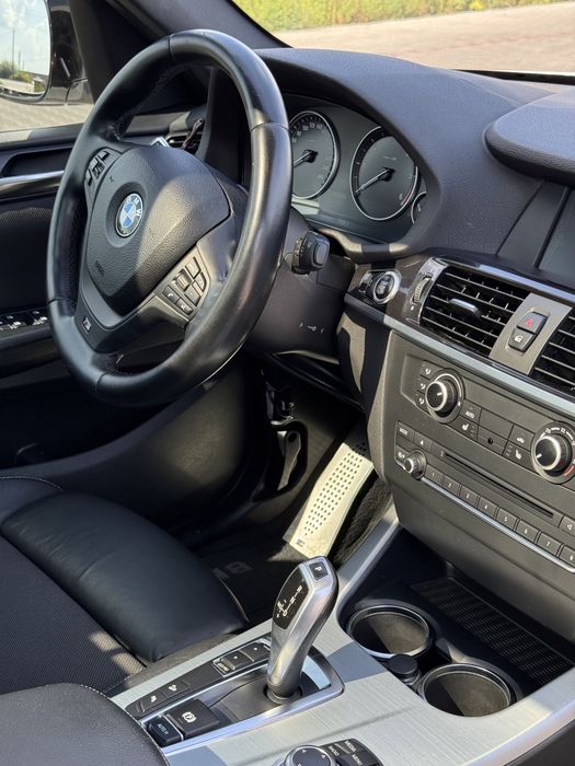 Продам BMW в оригінальному M пакеті