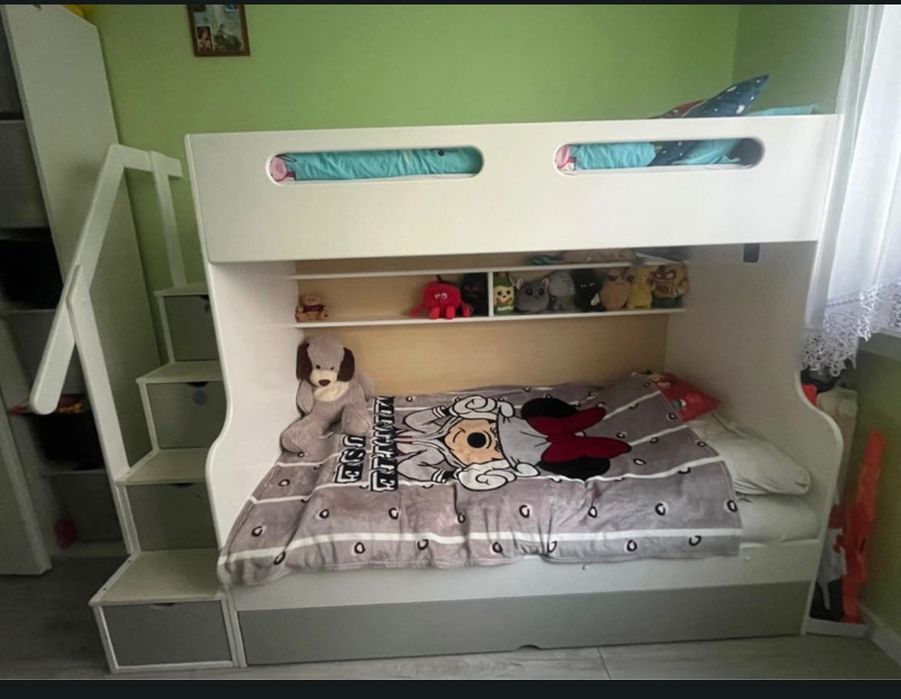 Łóżko piętrowe schodki szuflady