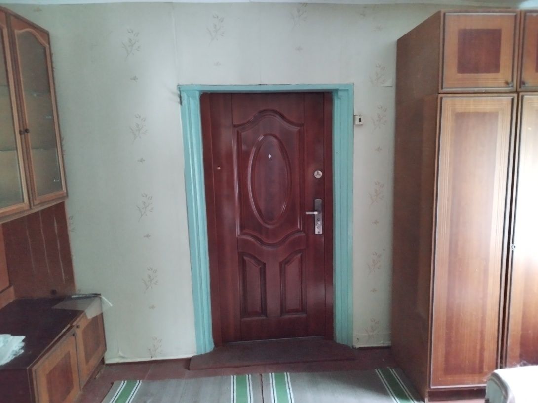 Продам хату с. Здвижка Житомирска обл.