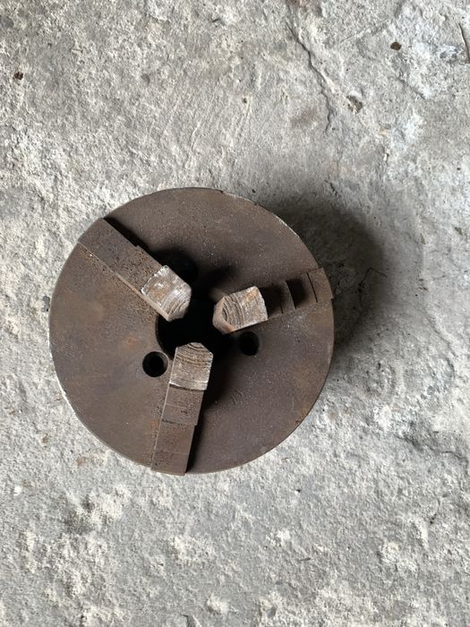 токарний патрон в хорошому стані