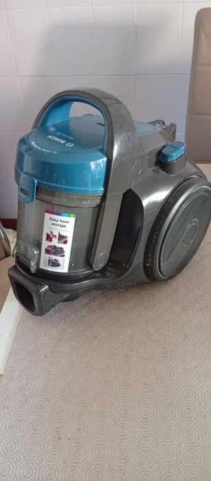 Aspirador Bosch sem saco
