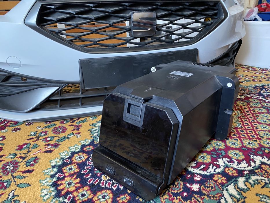 Холодильник Mercedes W220  мерседес w220 аптечка вогнегасник