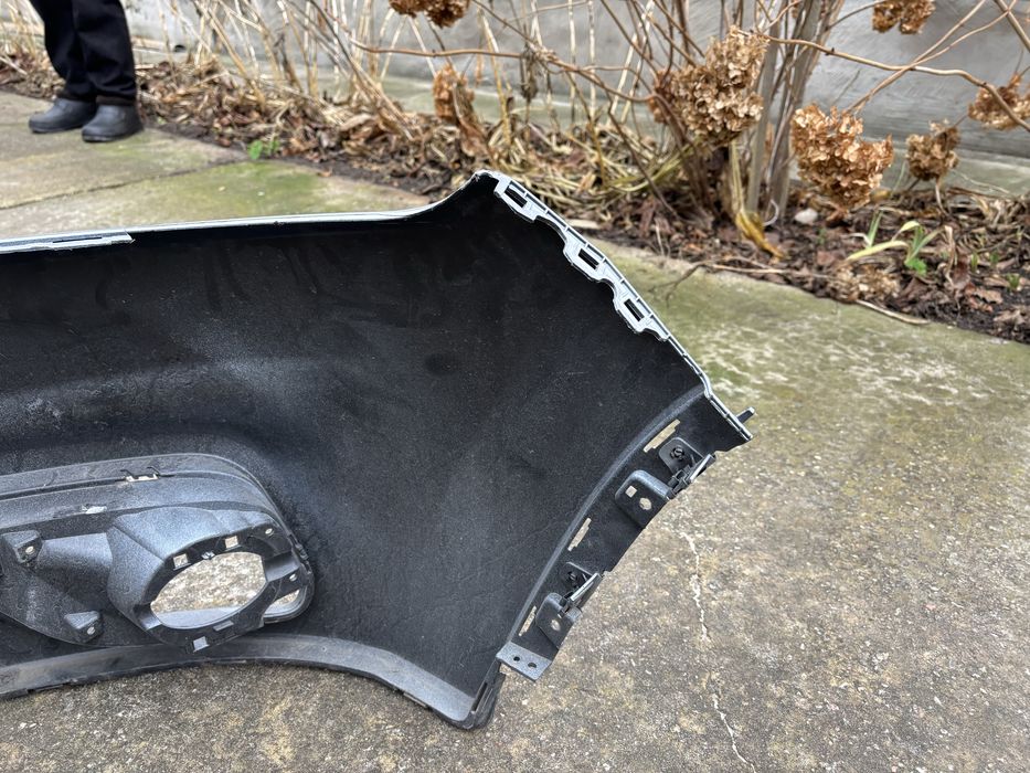 Бампер Jeep Cherokee KL 2019 (рест)