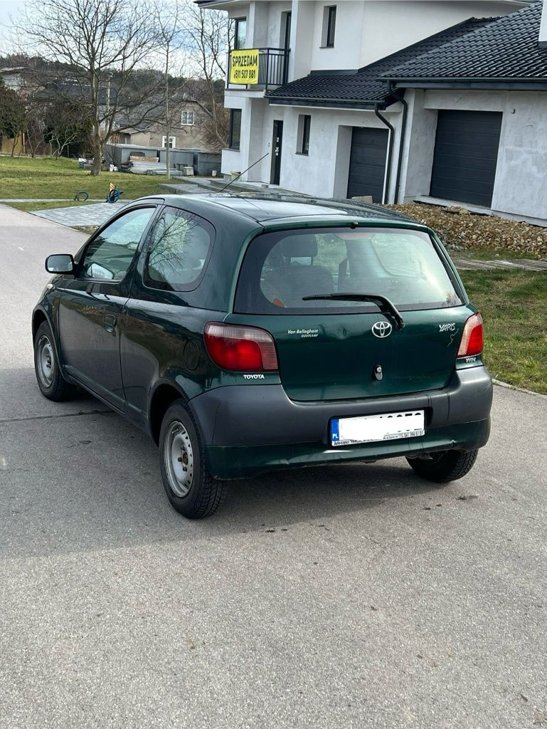 Toyota Yaris*2002r*wspomaganie*bez korozji*