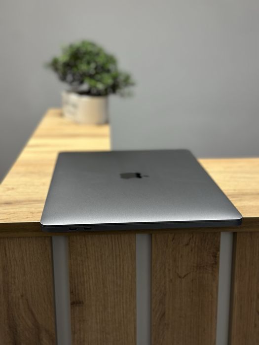 MacBook Pro M1 16/1TB • Магазин • Гарантія