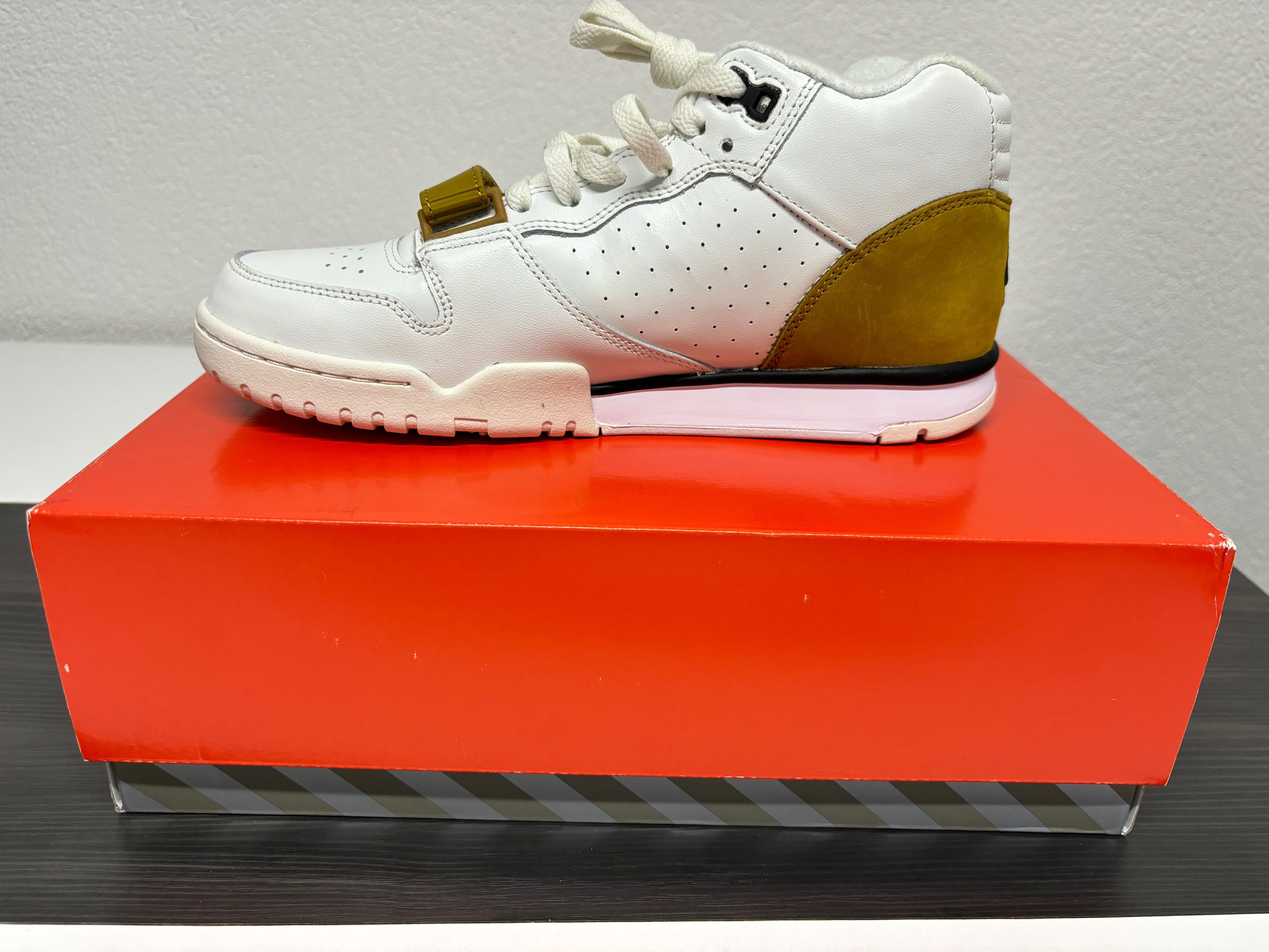 Nike air Trainer 1 novos
