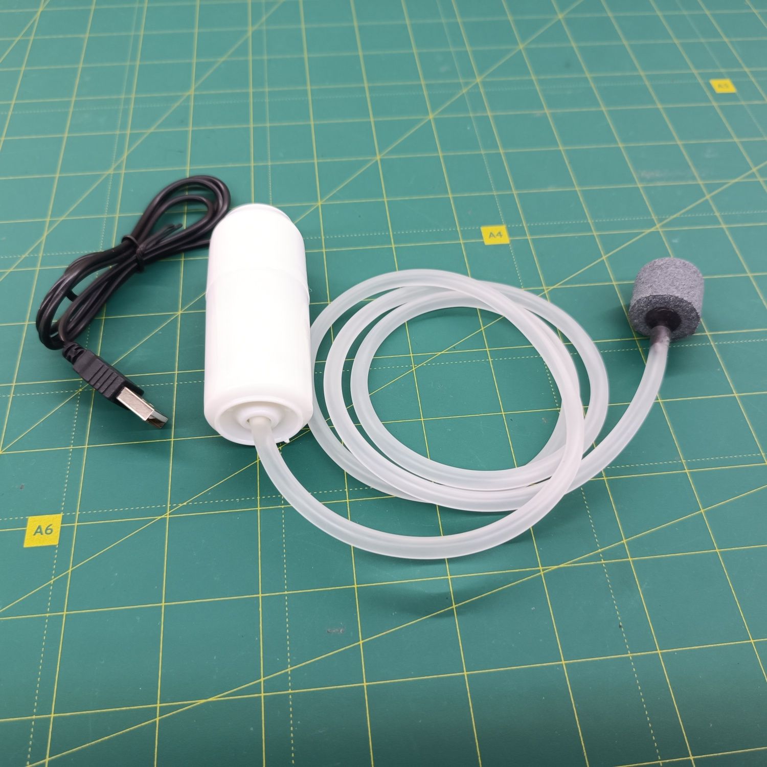 Воздушный компрессор для аквариума USB 5 вольт