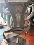 Marsupio Ergobaby Omni Breeze Cinza Pérola