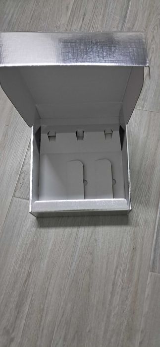 Caixa de Cabaz Prateada (lote)