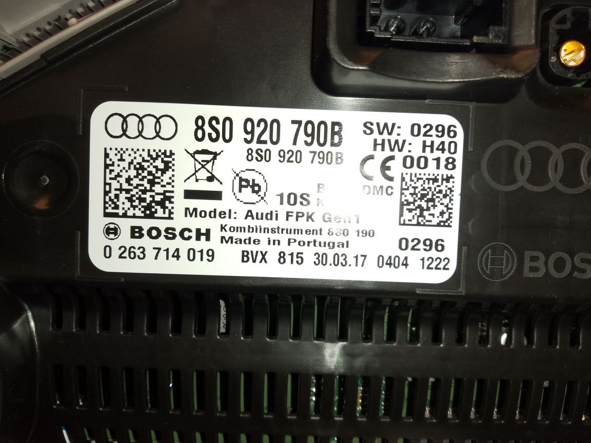 Audi tt virtual licznik błotnik zderzak 8S0.920790B