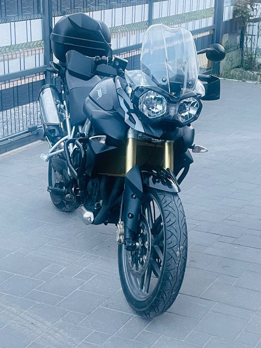 Triumph Tiger 800