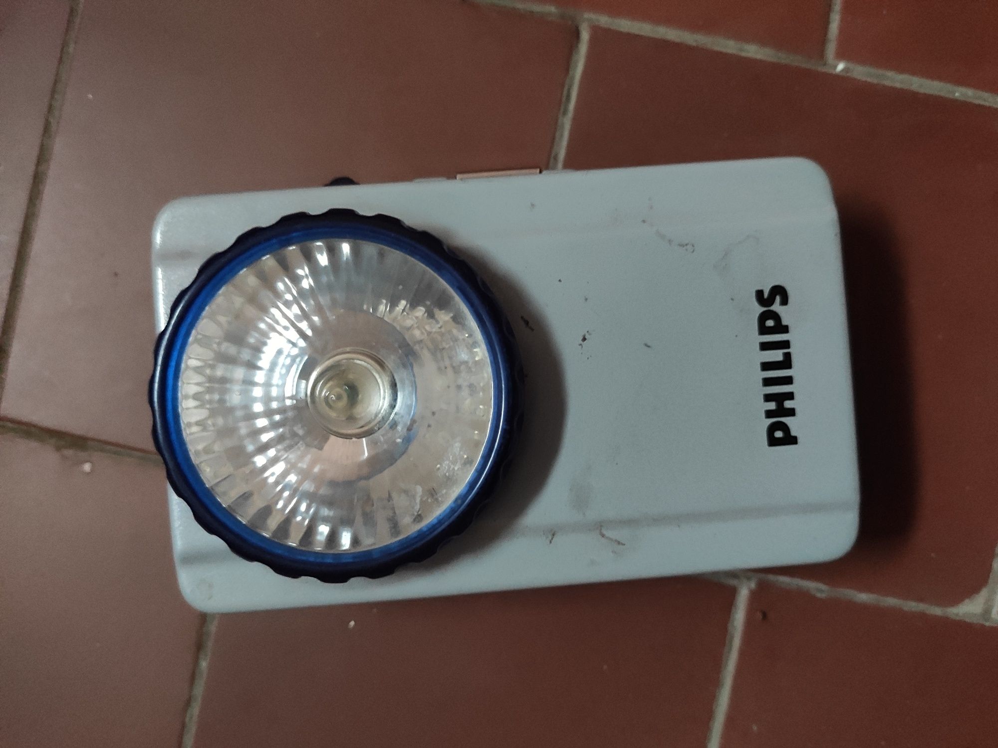 Stara stylowa latarka Philips