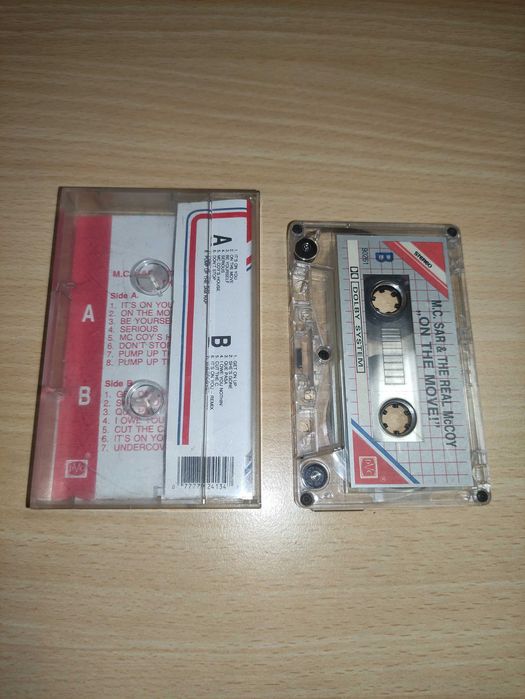 Kaseta mc sar and the real mc coy on the move