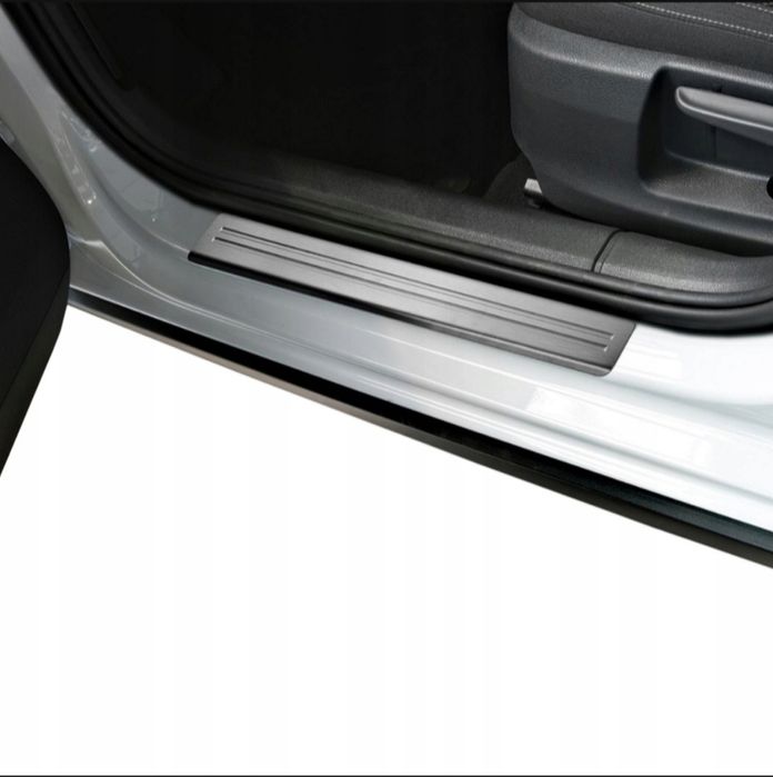Listwy ochronne na progi Kia Sportage IV QL 2015-