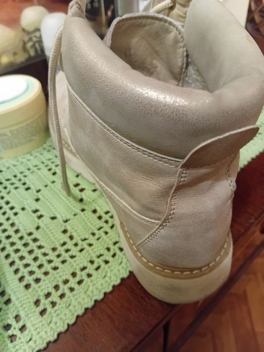 Ботинки жіночі 39 розмір, еко.кожа