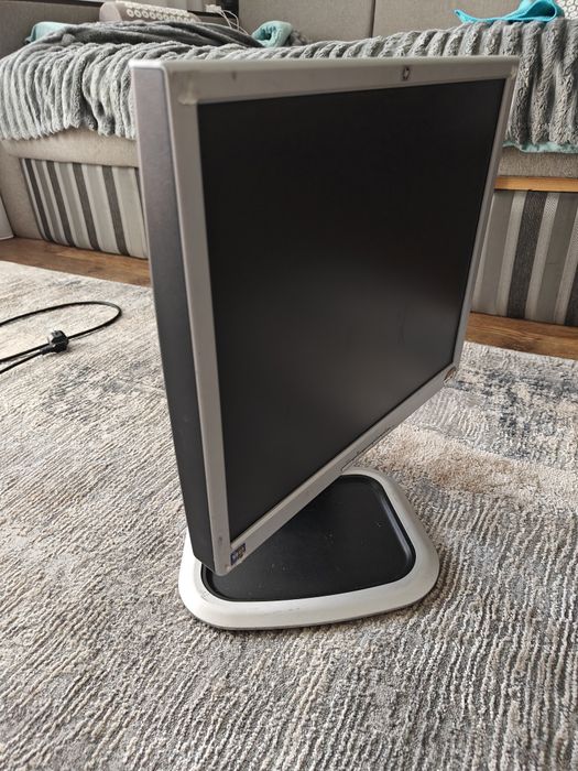 Монітор для комп'ютера HP L1940T HSTND-2B02