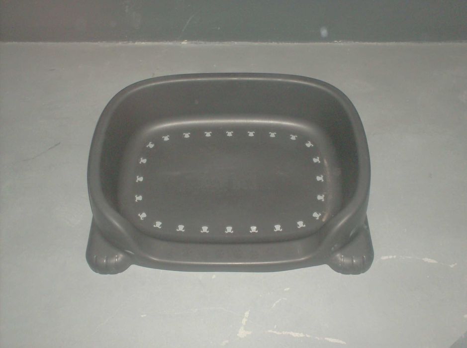Cama de plástico para cão ou gato