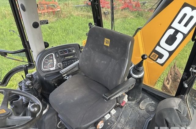 Koparko-ładowarka JCB 3CX tylko 2800 godzin