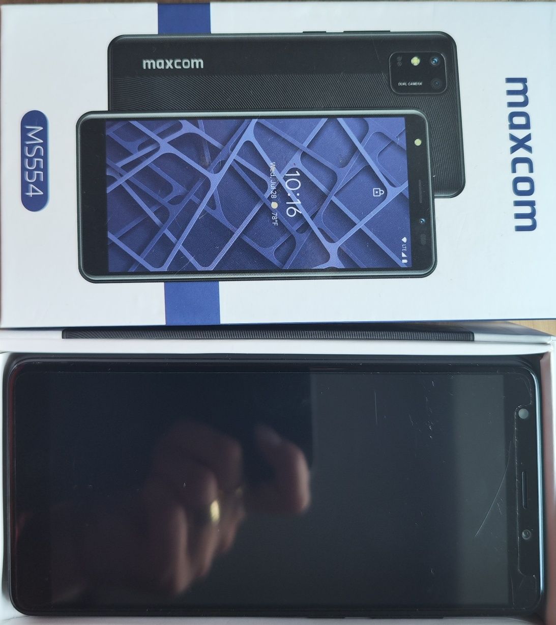 Smartfon dla seniora Maxcom MS554 2 GB / 32 GB czarny gwarancja 

Smar