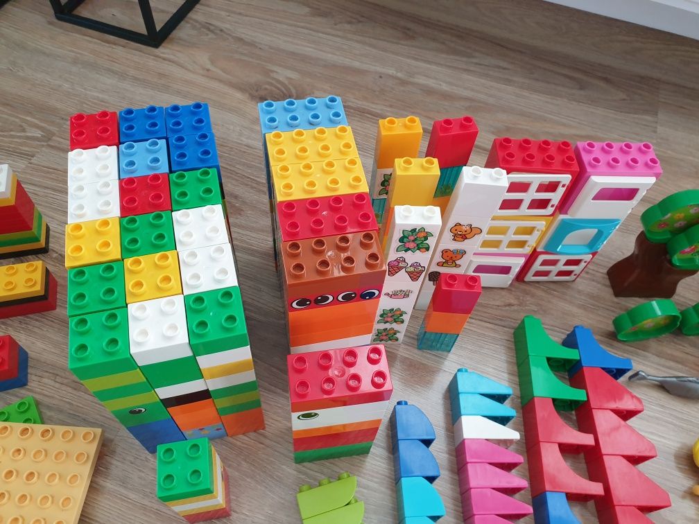 Lego Duplo około 450 elementów