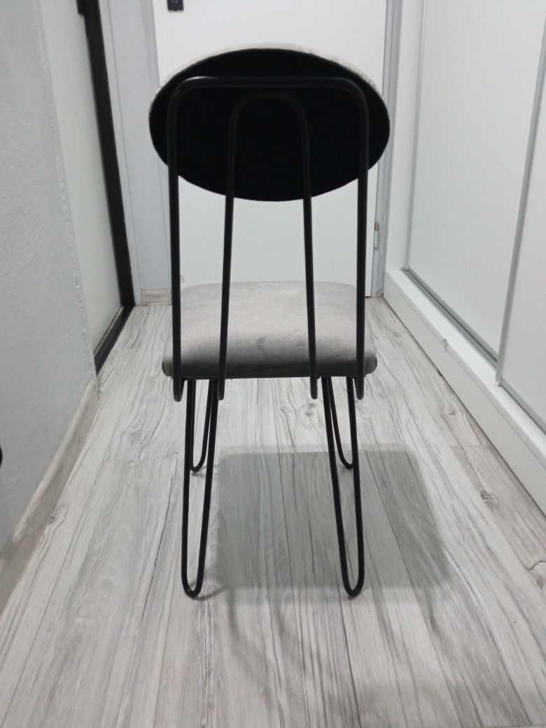 Krzesło PRL metalowe po renowacji