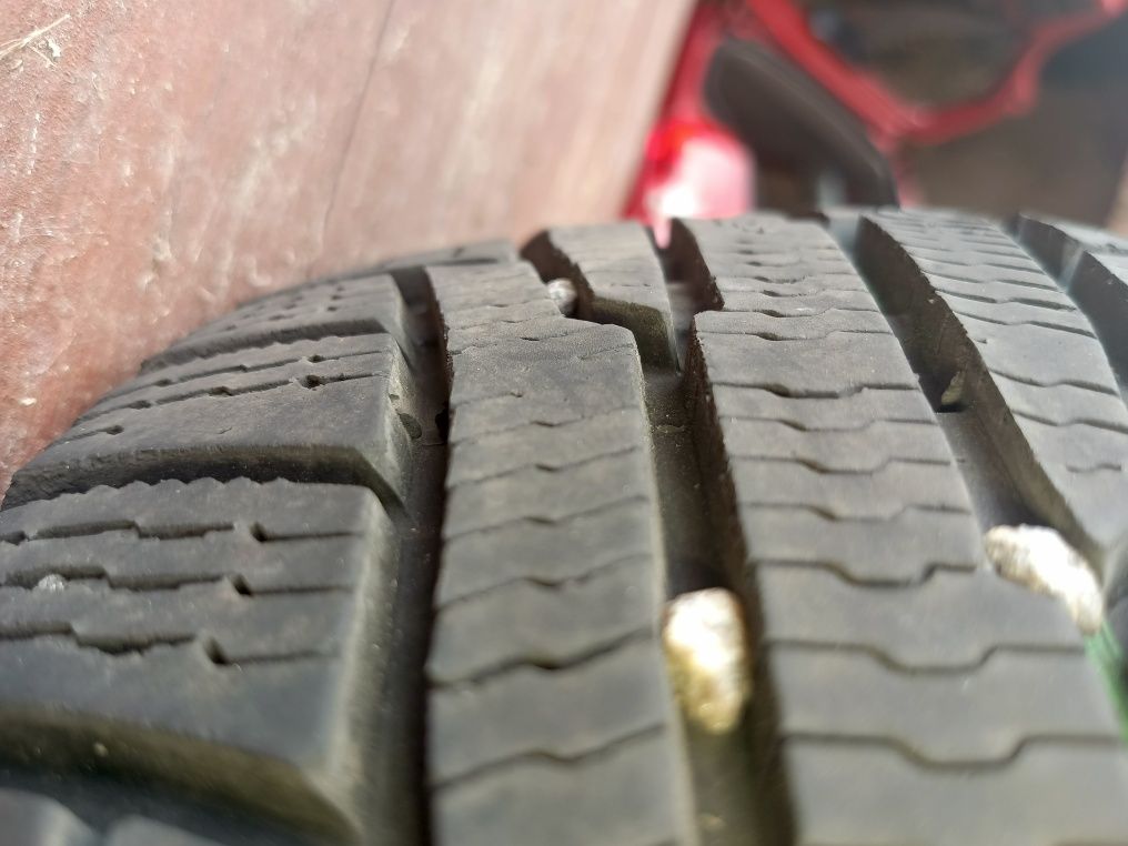 Зимові шини NOKIAN NORDMAN RS2 175/65 R14