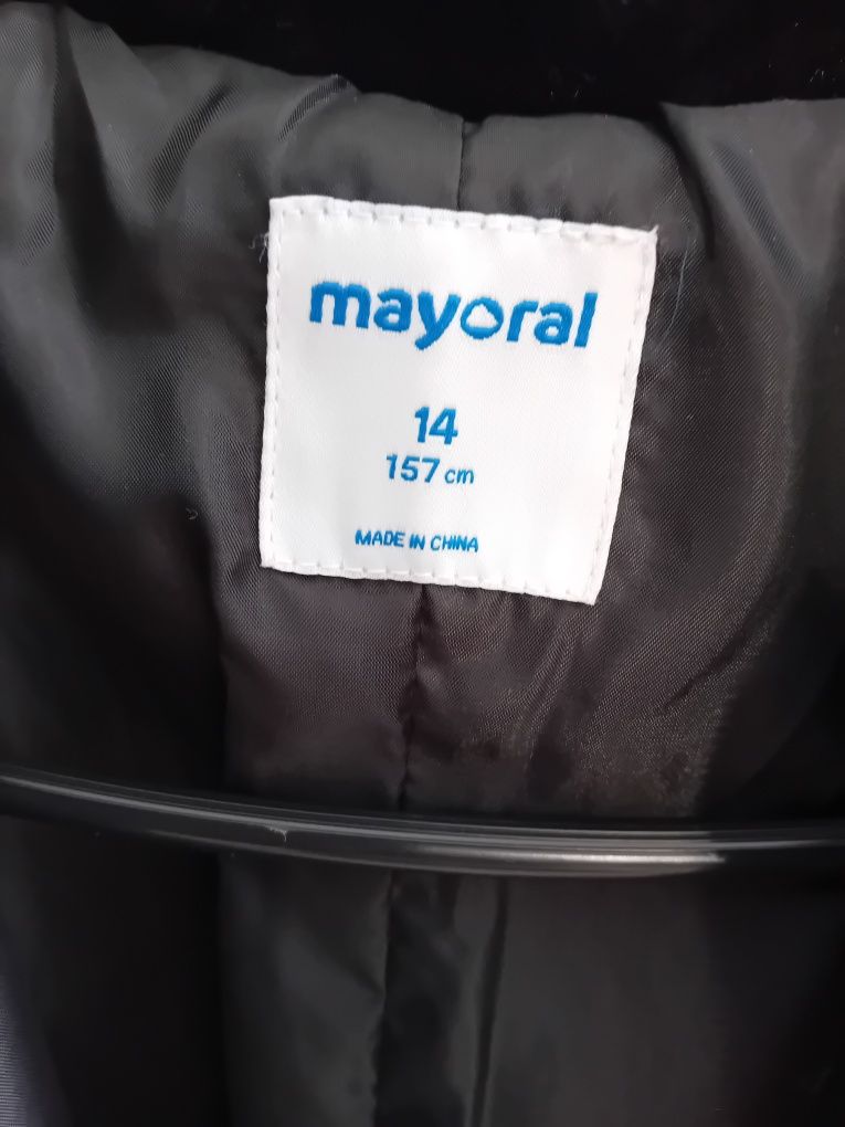 Płaszcz dla dziewczynki z Mayoral roz 157