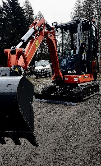 Roboty ziemne, usługi minikoparką+wywrotka+wiertnica 300mm.