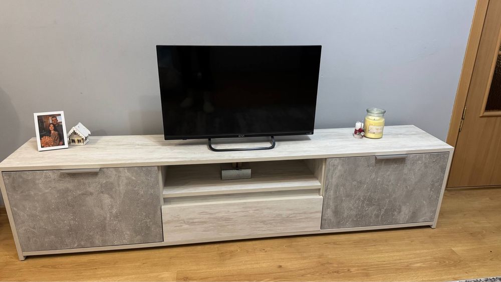 Тумба під телевізор