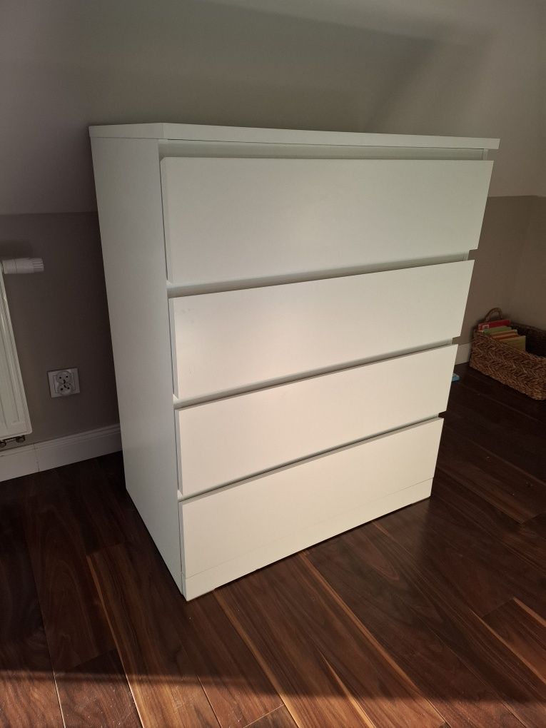 Biała komoda malm ikea 4 szuflady