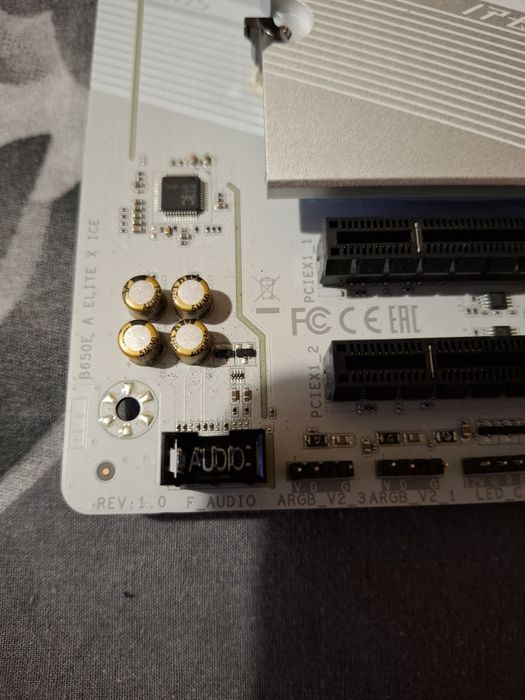 Gigabyte B650E Aorus Elite X AX