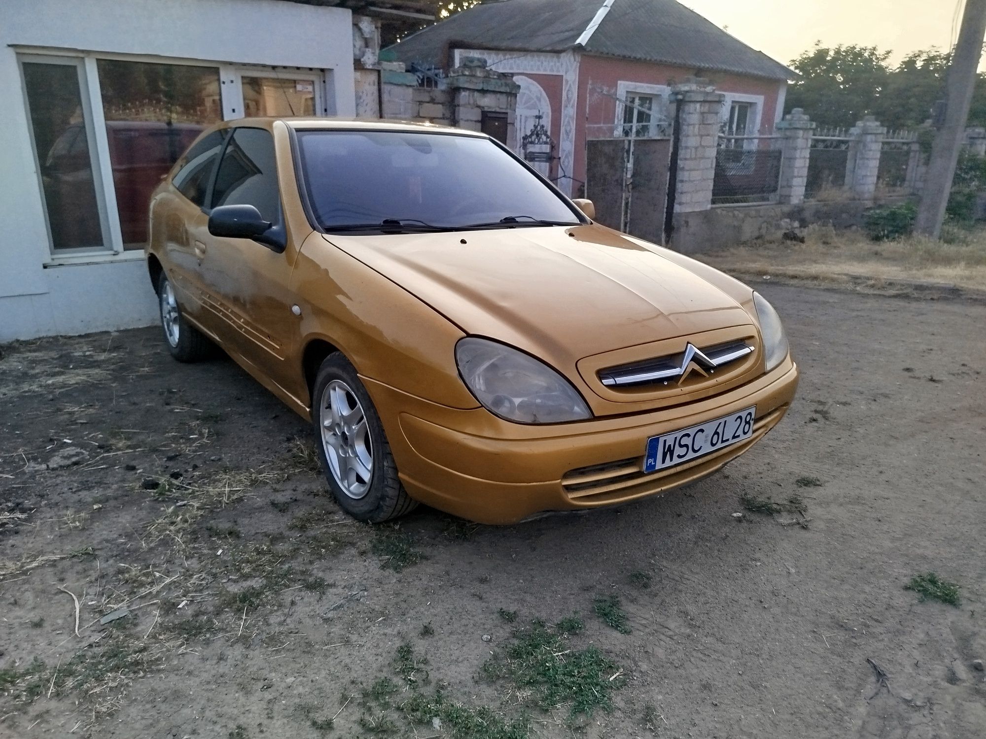 Продам авто Сітроен 2 літра бензін