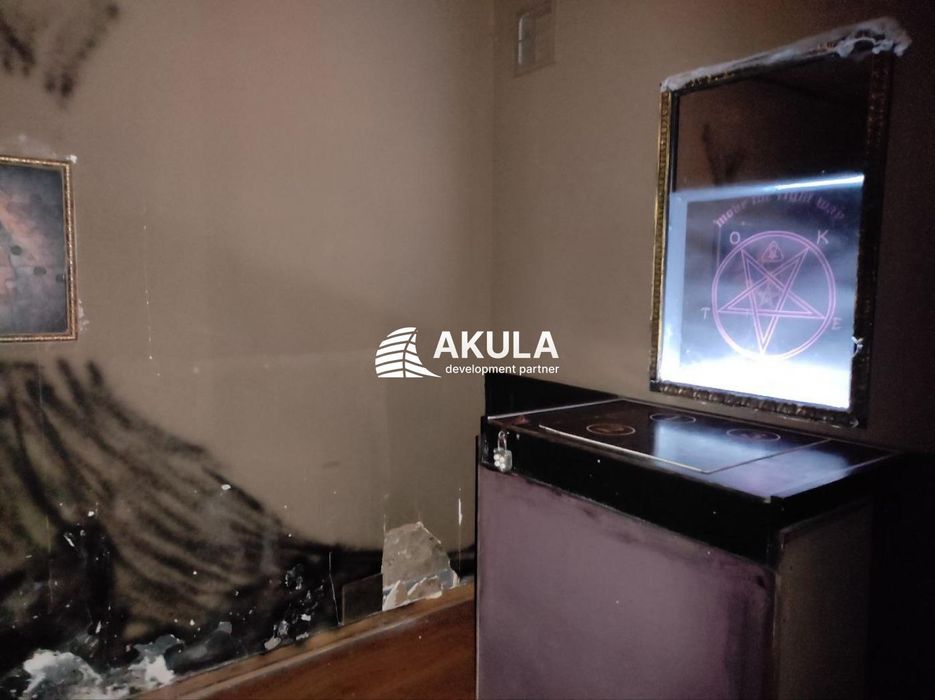 Продам підвал, Поділ Костянтинівська,25. 112 кв. діючий бізнес